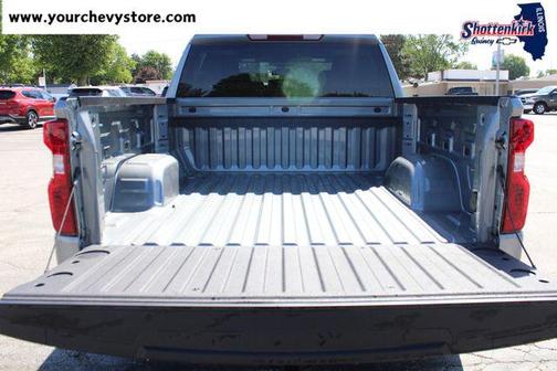 Sterling Gray Metallic 2026 Chevrolet Silverado 1500 LT
