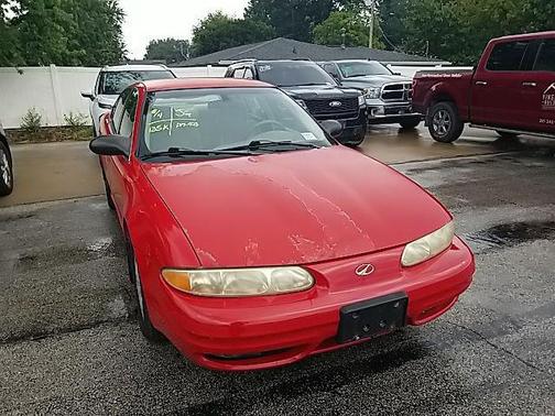Bright Red 2003 Oldsmobile Alero GL1