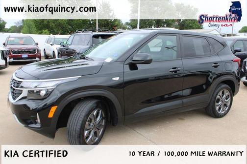 Fusion Black 2024 Kia Seltos LX