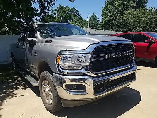Billet Silver Metallic Clearcoat 2024 RAM 2500 Big Horn Crew Cab 4x4 6'4' Box