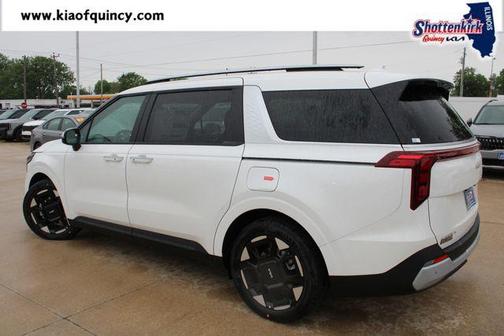 White Pearl 2026 Kia Carnival EX