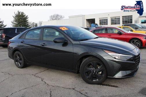 2022 Hyundai ELANTRA SEL