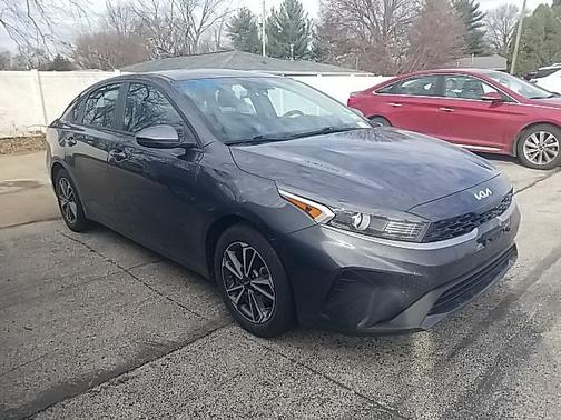 2023 Kia Forte LXS
