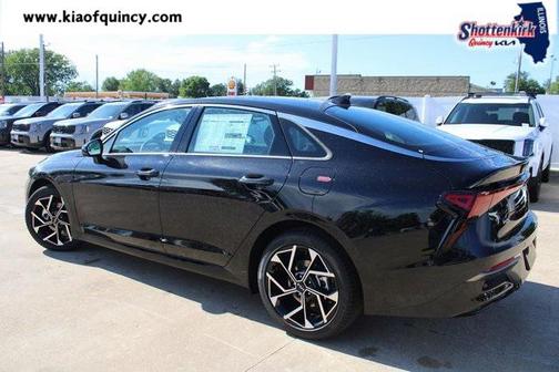 2025 Kia K5 EX