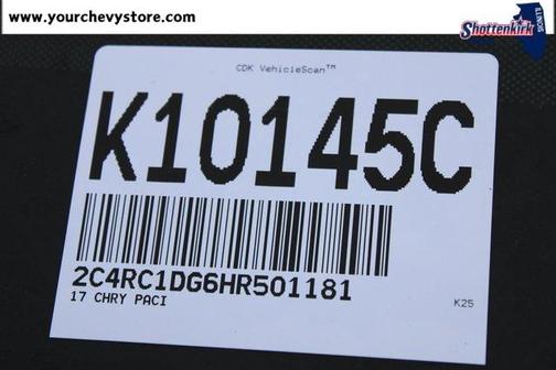 2017 Chrysler Pacifica Touring