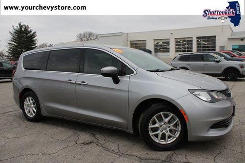 2017 Chrysler Pacifica Touring