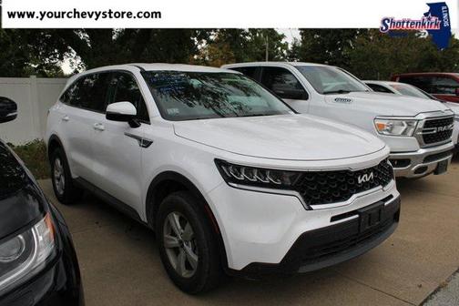 2023 Kia Sorento LX