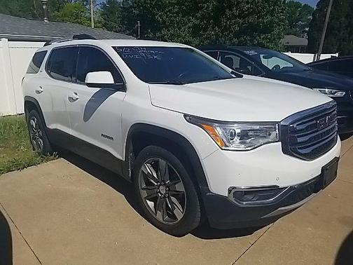 Summit White 2018 GMC Acadia SLT-2