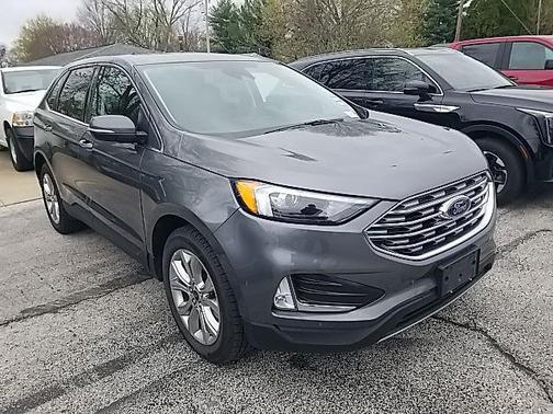 Carbonized Gray Metallic 2024 Ford Edge Titanium