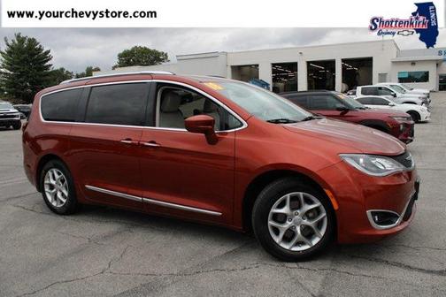 2018 Chrysler Pacifica Touring-L Plus