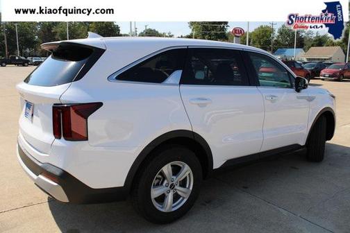 2026 Kia Sorento LX