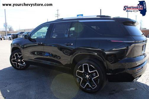 Mosaic Black Metallic 2026 Chevrolet Traverse High Country
