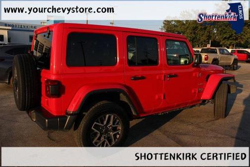 2024 Jeep Wrangler 4-Door Sahara 4x4