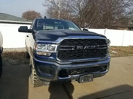 2021 RAM 2500 Tradesman Regular Cab 4x4 8' Box