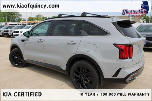 2022 Kia Sorento SX