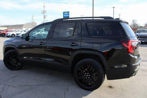 2023 GMC Acadia AWD SLT