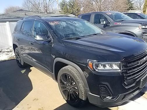 2023 GMC Acadia AWD SLT