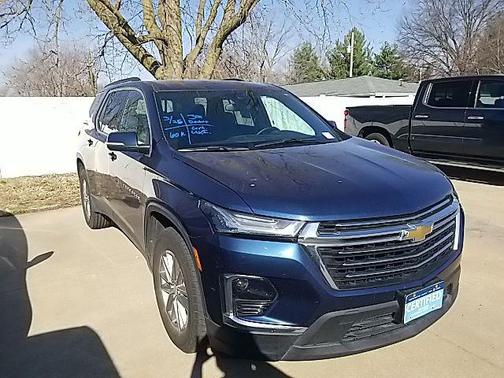 Northsky Blue Metallic 2023 Chevrolet Traverse LT Cloth