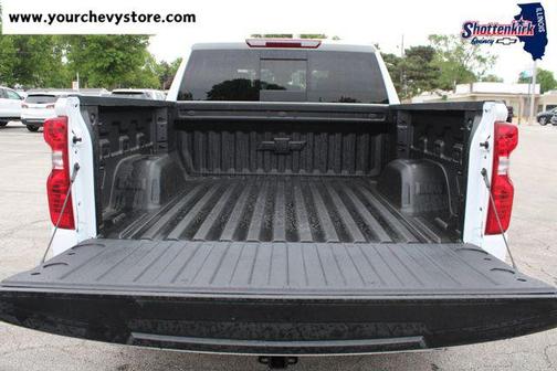 Summit White 2026 Chevrolet Silverado 1500 LT