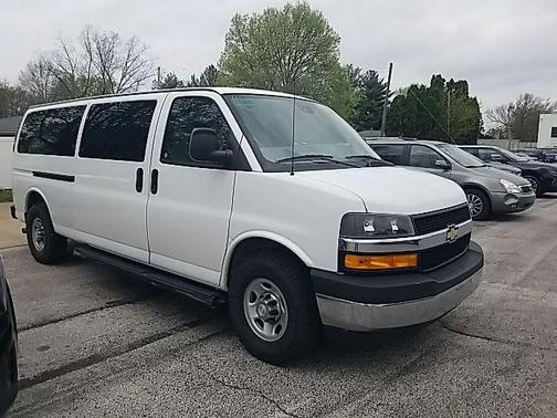 2019 Chevrolet Express 3500 LT
