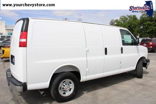 Summit White 2026 Chevrolet Express 2500 Work Van