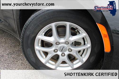 Brilliant Black Crystal Pearlcoat 2022 Chrysler Pacifica Touring L