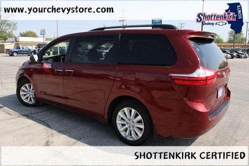 2016 Toyota Sienna XLE