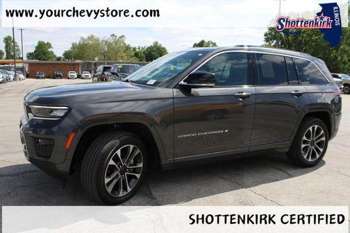 Baltic Gray Metallic Clearcoat 2022 Jeep Grand Cherokee Overland