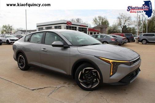 2025 Kia K4 EX