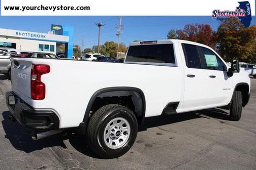 2026 Chevrolet Silverado 3500 WT