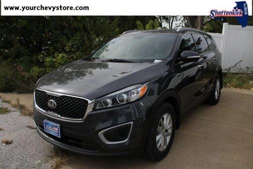 2017 Kia Sorento LX