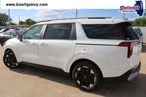 White Pearl 2026 Kia Carnival EX