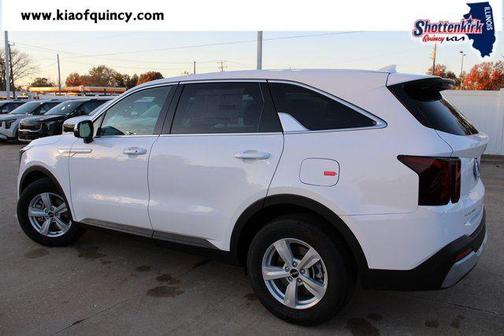 Glacial White Pearl 2026 Kia Sorento LX