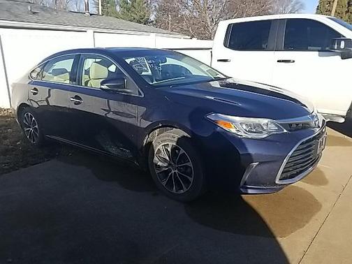 2016 Toyota Avalon Hybrid XLE Premium