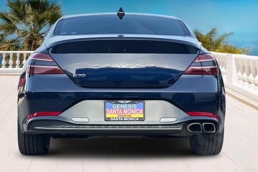 2023 Genesis G70 2.0T