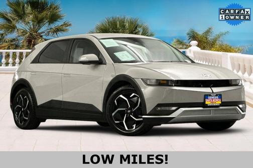 2024 Hyundai IONIQ 5 SE Standard Range