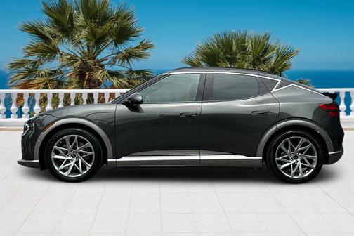 2024 Genesis GV60 Advanced