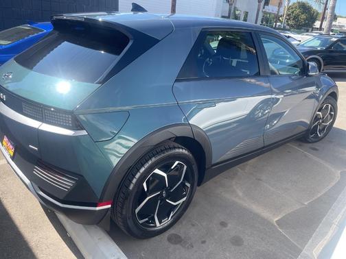 2023 Hyundai IONIQ 5 SEL