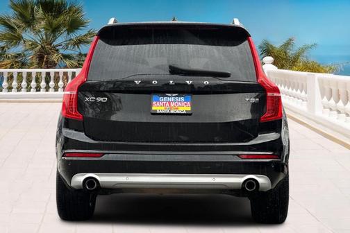 2019 Volvo XC90 T5 Momentum