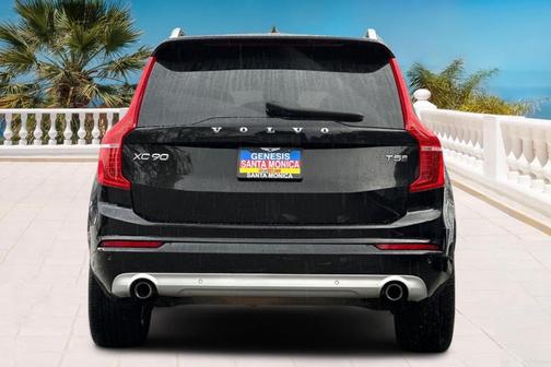 2019 Volvo XC90 T5 Momentum