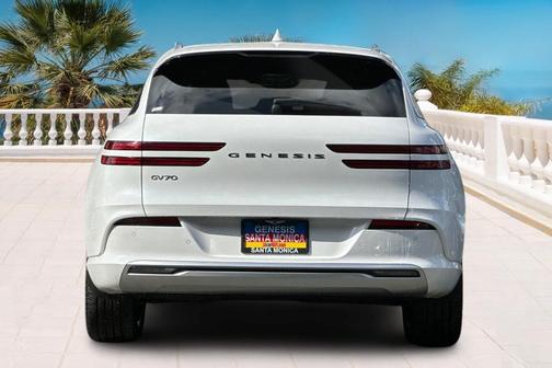 2024 Genesis Electrified GV70 Advanced
