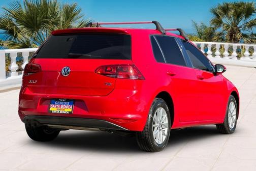 2016 Volkswagen Golf TSI S 4-Door