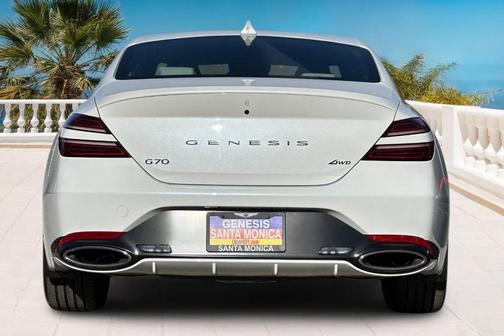 2025 Genesis G70 2.5T