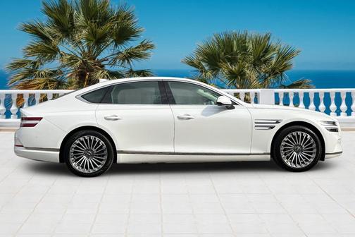2023 Genesis Electrified G80 Base
