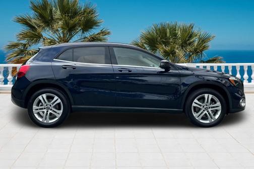 2018 Mercedes-Benz GLA 250 Base