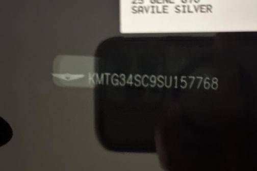 2025 Genesis G70 2.5T