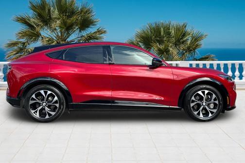 2022 Ford Mustang Mach-E Premium