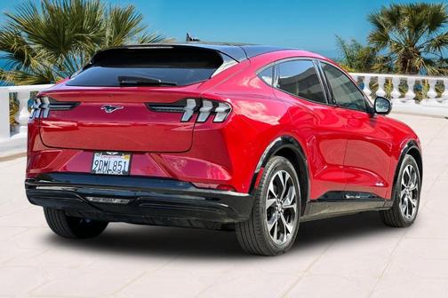 2022 Ford Mustang Mach-E Premium