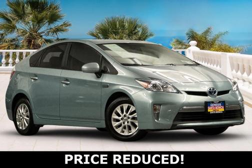 2015 Toyota Prius Plug-in Base
