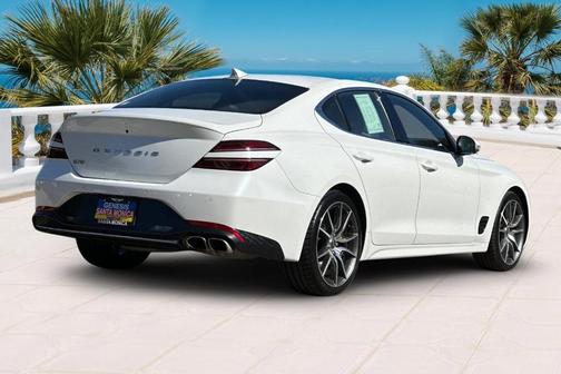2022 Genesis G70 2.0T